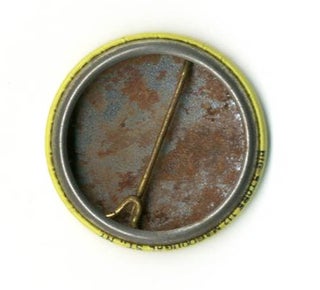 Original ‘60s pin badge printing the slogan “Give The Grass A Chance”.